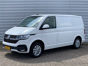 Volkswagen Transporter 2.0TDI 150PK L1H1 Automaat Leer LM Velgen Trekhaak Navi Camera Stoelverwarming