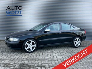 Volvo S60 2.4 Edition | Clima | Cruise | Trekhaak | APK 06-2025