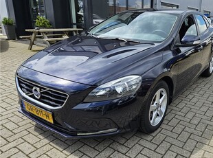 Volvo V40 2.0 D2 Momentum Business