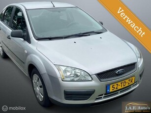 Ford Focus 1.6-16V 2de eig lage km Airco Cruise Nw APK!