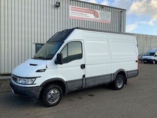 Iveco Daily 40C35 2998 CC L2 H2 Dub Lucht Trekhaak 3500 kg