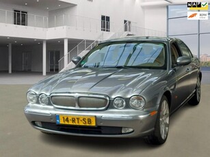 Jaguar XJ 2.7D V6/AUT/NAVI/LEDER/STOELVERW/