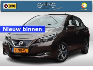 Nissan Leaf € 2000,- SUBSIDIE Acenta 40 kWh Adaptive