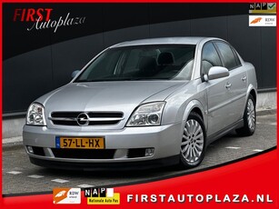 Opel Vectra 1.8-16V Comfort Navigator AIRCO/CRUISE