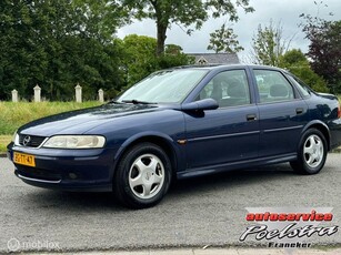 Opel Vectra 1.8-16V Pearl APK-NAP VERKOCHT!!