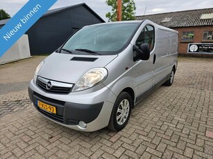 Opel Vivaro 2.5 CDTI L2H1 Apk,Trekhaak,Nap,L2H1,Airco