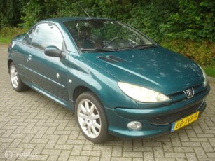 Peugeot 206 CC 1.6-16V Roland Garros Cabrio - Leer - airco