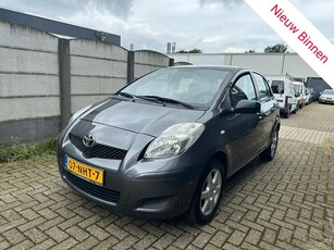 Toyota Yaris 1.3 VVTi Comfort 5 DRS AIRCO/ LM VELGEN/ NAVI!