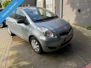 Toyota Yaris 1.3 VVTi Comfort Airco/Nap/6 bak