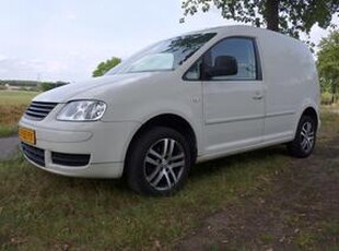 Volkswagen CADDY 1.9 TDI 850 kg. apk tot 27-6-2024 lm velgen trekhaak radio enz.