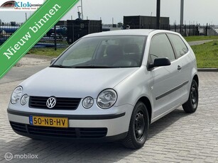 Volkswagen Polo 1.4-16V NAP Cruise Airco Distributie vervang