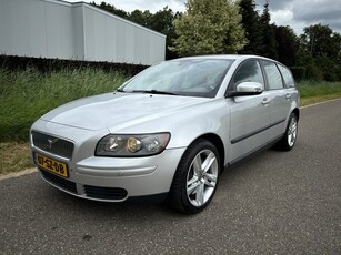 Volvo V50 2.4 D5 Kinetic / AUTOMAAT / AIRCO / CRUISE