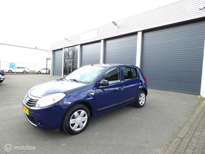 Dacia Sandero 1.6 AMBIANCE