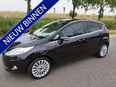 Ford Fiesta 2X 1.4 Titanium ** 5 DRS ** Clima ** Bluetooth