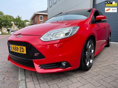 Ford Focus 2.0 EcoBoost