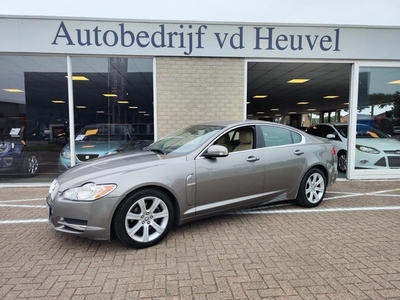 Jaguar XF 3.0 V6 Luxury *youngtimer!*