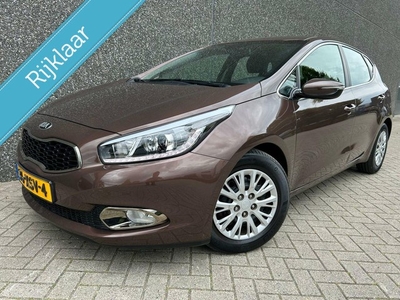 Kia cee'd 1.6 GDI Plus Pack/Camera/Led/Trekhaak/135PK/Zesbak