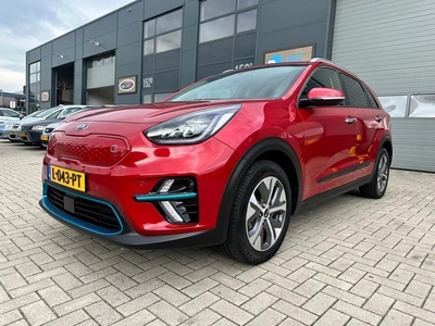 Kia e-Niro DynamicPlusLine 64kWh Schuifdak / 3 Fase /