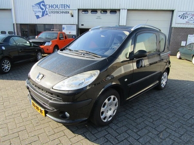 Peugeot 1007 Urban 1.4