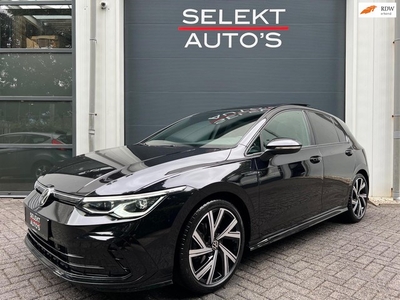 Volkswagen Golf 8 1.5 eTSI 3x R-Line IQ