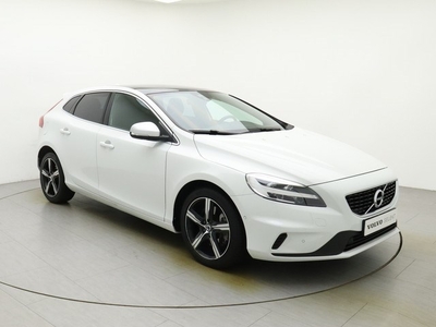 Volvo V40 1.5 T3 Polar+ Sport / Pano Dak / Key Less /