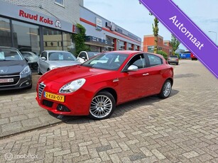 ALFA ROMEO GIULIETTA 1.4 T DISTINCTIVE AUTOMAAT / All