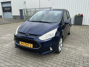 Ford B-Max 1.0 EcoBoost Titanium met veel opties!!