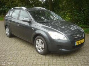 KIA CEE D cee'd Sporty Wagon 1.6 CRDi X-tra