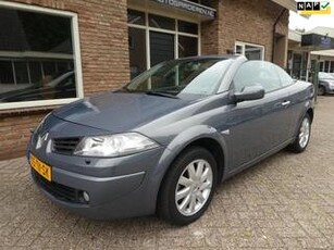 Renault MEGANE Coup?-Cabriolet 1.6-16V Tech Line Leder / Clima / Panoramadak