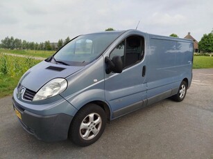 Renault Trafic 2.5 dCi T29 L2H1 motor tikt