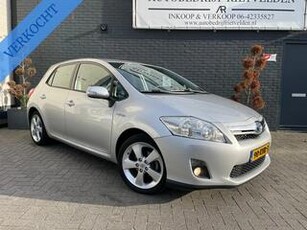 Toyota AURIS 1.8 Full Hybrid Dynamic