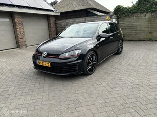 Volkswagen Golf 2.0 TSI GTI Performance