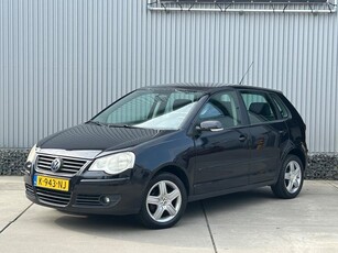 Volkswagen Polo 1.4-16V Sportline, Airco, 5 deurs