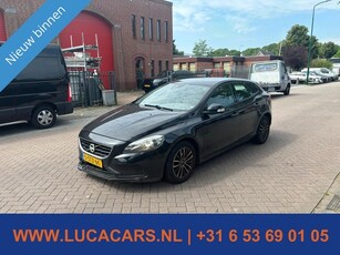 Volvo V40 1.6 D2 R-Design (bj 2013)