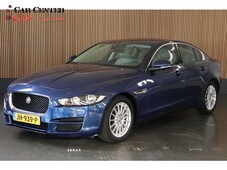 Jaguar XE 2.0 D Pure Lage kilometerstand / navigatie / parkeersensoren