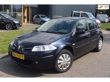 Renault Mégane 1.6-16V NIEUWE APK Business Line Navi Cruise/Climate-control