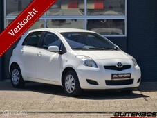 Toyota Yaris 1.0 VVTi Cool