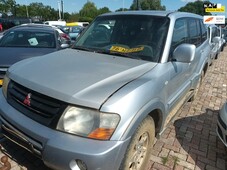 Mitsubishi Pajero 3.2 Di-D GLS Long Body - Airco - Trekhaak - Schade