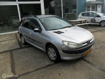 Peugeot 206 SW 1.4 X-line