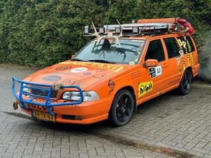 Volvo V70 *CARBAGE RUN EDITION*APK 05-2024* AIRCO / LEER / STOELVERWARMING