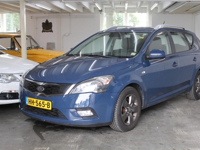 KIA CEE D Cee'd Sporty Wagon 1.4 CVVT Seven