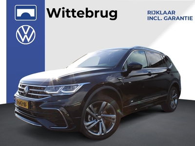 VOLKSWAGEN TIGUAN Allspace 1.5 TSI R-Line Business 7persoons DSG Automaat Panoramadak / Camera / Voorruit verwarmd / 19