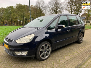 Ford Galaxy 2.0-16V Ghia 7 persoons met Airco+Trekhaak!