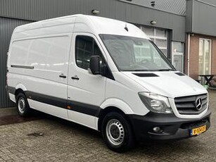 Mercedes-Benz SPRINTER 313 2.2 CDI 366 L2 H2 Airco Cruise controle Trekhaak 2000kg 3 persoons Euro 5 Camera Parkeerhulp voor en achter Lane assist