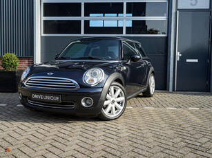 Mini Mini 1.6 Cooper Chili, 2e eigenaar, Panoramadak, Parkeersensoren, Cruisecontrol, Xenon verlichting, Airco, 17 inch LM velgen