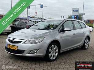 Opel Astra Sports Tourer 1.4 Cosmo met trekhaak