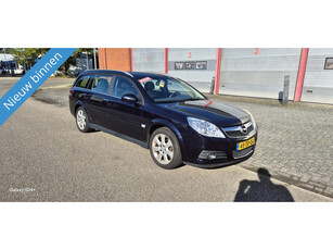 Opel Vectra Wagon 1.8-16V Executive AUTO IS PERECT ONDER HOUDEN RIJDT NIEUW !!!