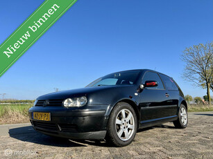 Volkswagen Golf 1.6-16V Highline, BJ 2002, APK Dec 2025, Airco