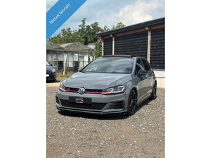 Volkswagen Golf 2.0 TSI TCR GTI Akrapovic Pano Full Options