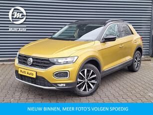 Volkswagen T-Roc 1.5 TSI Style 150pk DSG Dealer O.H | Adaptive Cruise | Navi | Stoel /Stuur Verwarming | Laneassist | 17